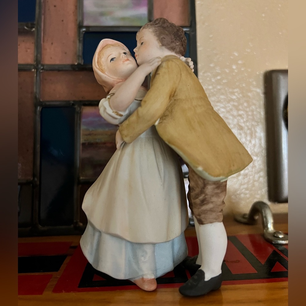 Porcelain Dancing Couple Figurine Ardalt